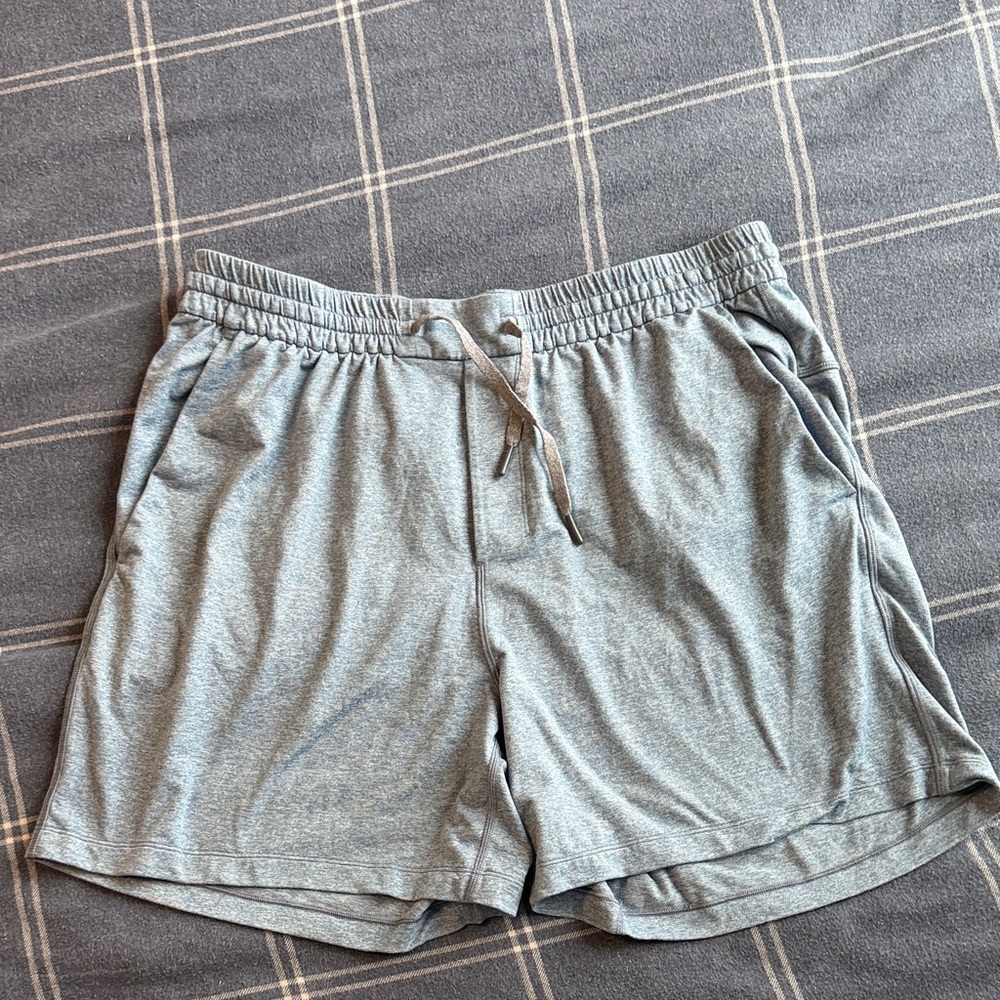 Men’s lululemon soft jersey Shorts